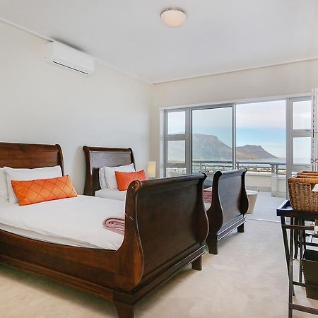 Penthouse On Clifton Apartment Cape Town Exterior photo